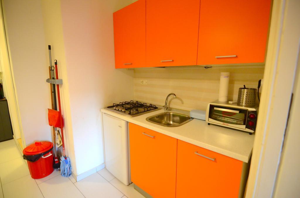Shine Apartment เนเปิลส์ ภายนอก รูปภาพ