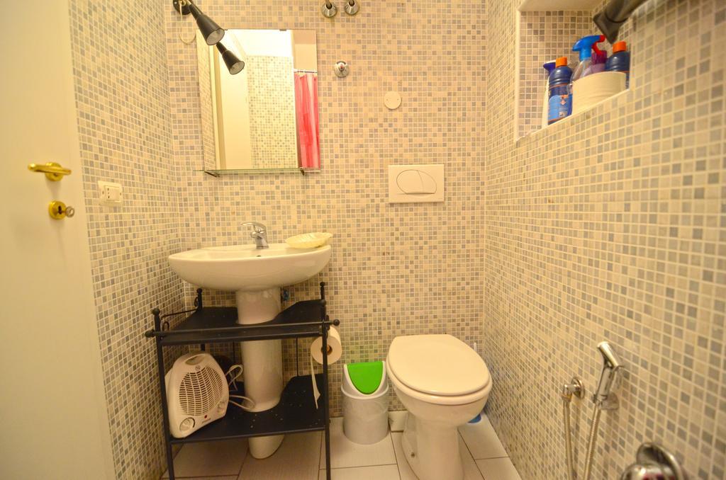 Shine Apartment เนเปิลส์ ภายนอก รูปภาพ