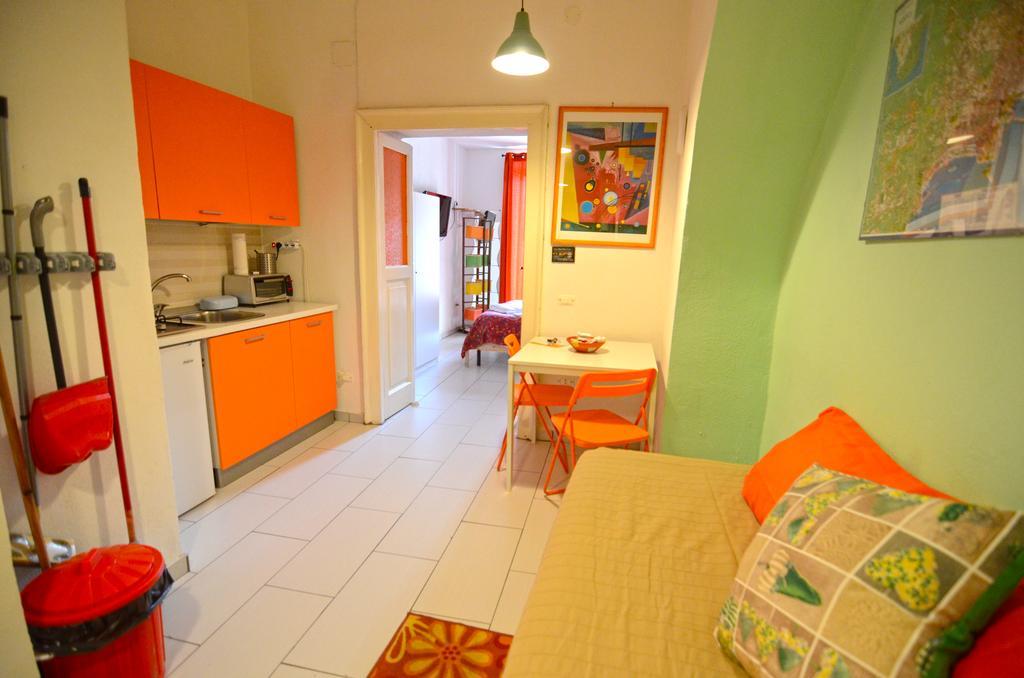 Shine Apartment เนเปิลส์ ภายนอก รูปภาพ