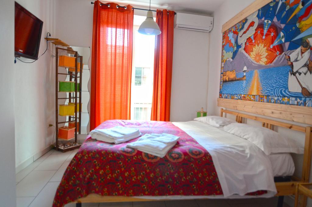 Shine Apartment เนเปิลส์ ภายนอก รูปภาพ